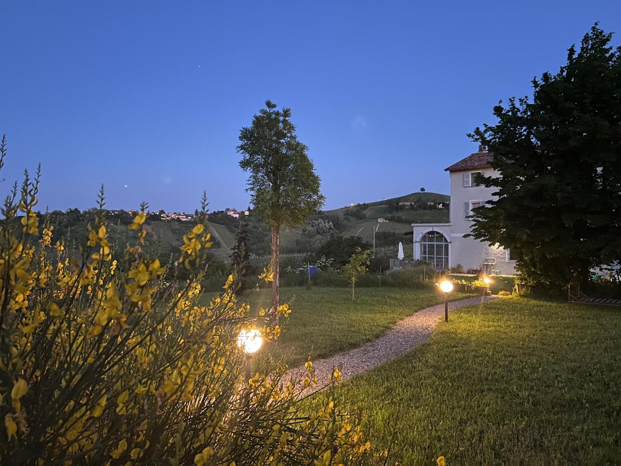 Albero Di Karta Bed & Breakfast Canneto Pavese Exterior photo
